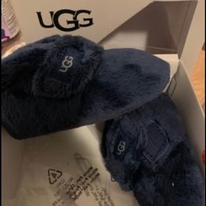 UGG baby bixbee booties